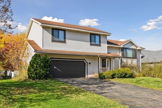 2434 Hynes Ave N, Saint Paul, MN 55128