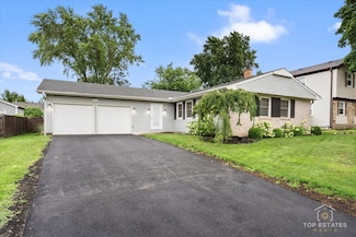 957 Country Ln, Buffalo Grove, IL 60089