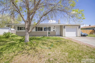 2255 Dove Dr, Ammon, ID 83406