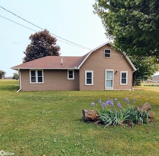 405 Johnson St, Garwin, IA 50632