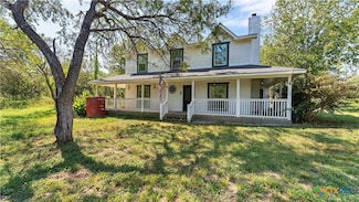 695 Fox Trotter Rd, Seguin, TX 78155