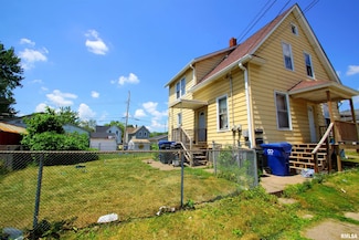 710 S Rolff St, Davenport, IA 52802
