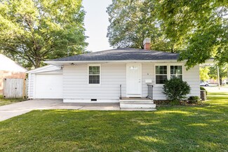 6 E Green St, Mascoutah, IL 62258