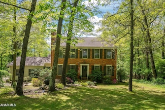 131 Stonehedge Rd, Hollidaysburg, PA 16648