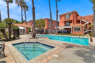 409 Utica Ave Unit B16, Huntington Beach, CA 92648