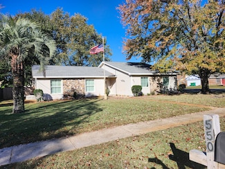 550 Brian Cir, Mary Esther, FL 32569