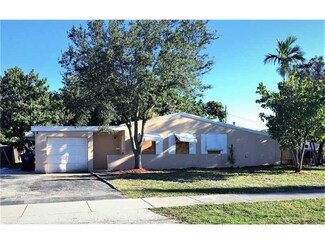 3321 SW 46th Ave, West Park, FL 33023
