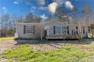 3565 S Mount Zion Church Rd, Pekin, IN 47165