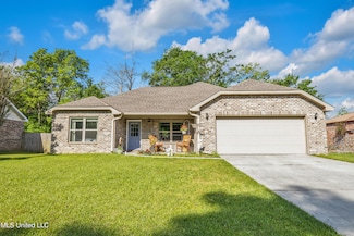 15155 Sunset Dr, Gulfport, MS 39503