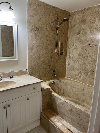 5 Crossings Cir Unit D, Boynton Beach, FL 33435
