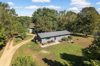 678 Baker Rd, Hudson, WI 54016