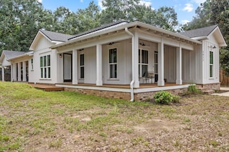 3032 Tiffany Ln, Navarre, FL 32566