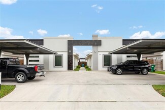 907 W Carmel Ave, Pharr, TX 78577