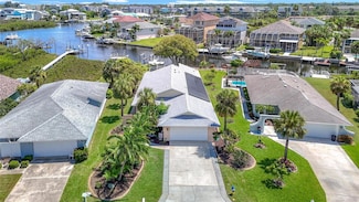 4621 Dewey Dr, New Port Richey, FL 34652