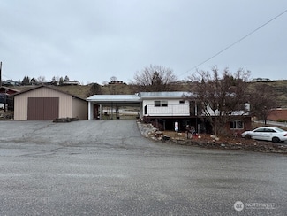 1197 3rd Ave N, Okanogan, WA 98840