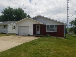 123 Saunders St, Dalzell, IL 61320