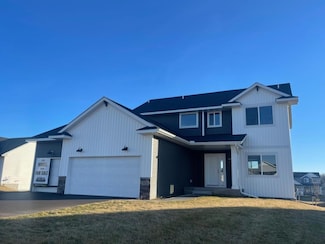 441 Mario Dr, Vadnais Heights, MN 55127