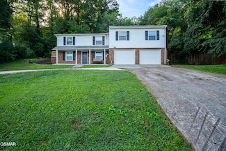 4220 Reed Rd, Louisville, TN 37777