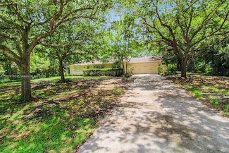 14360 SW 20th St, Davie, FL 33325