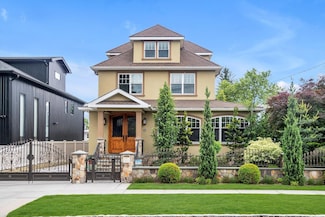 149-2 11th Ave, Whitestone, NY 11357