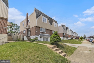9033 Brous Ave, Philadelphia, PA 19152