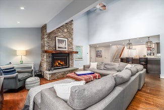 550 Barrack Hill Rd, Ridgefield, CT 06877