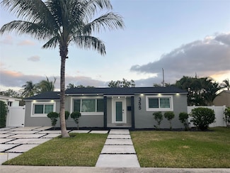 355 Maddock St, West Palm Beach, FL 33405