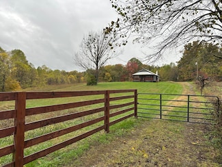 2440 Possum Trot Rd, Liberty, KY 42539