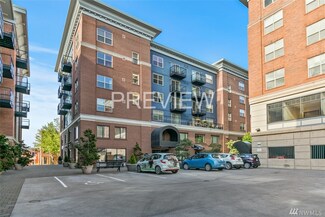 960 Harris Ave Unit 302, Bellingham, WA 98225