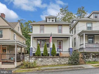 403 Pine St, Steelton, PA 17113