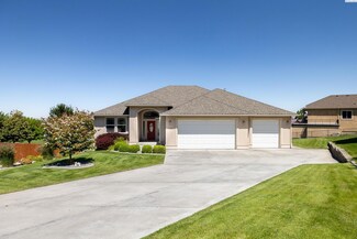 3324 W 42nd Place, Kennewick, WA 99337