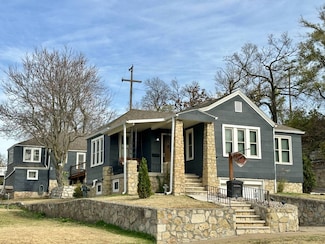 810 Carolina St, Marysville, KS 66508