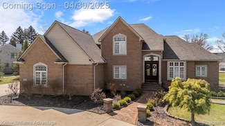7300 Verona Dr, West Bloomfield, MI 48322