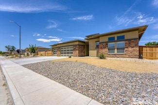 148 Snowy Plover Way, Fernley, NV 89408