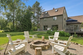 2 Far View Cir, Saco, ME 04072