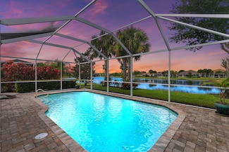 8407 Benelli Ct, Naples, FL 34114