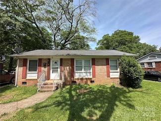 3720 Blandwood Dr, Charlotte, NC 28217