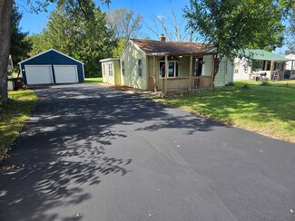 1552 Willard Ave, Rockford, IL 61101