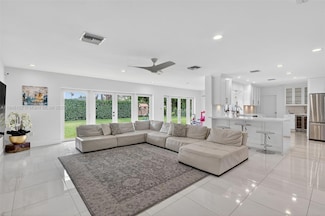 7200 SW 137th St, Palmetto Bay, FL 33158