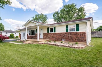 1611 W Booe Rd, Austin, IN 47102