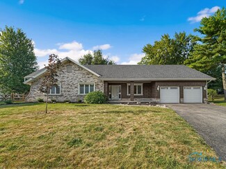 6725 Bromley Cir, Holland, OH 43528