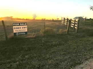 8573 Loop Rd, Bellville, TX 77418