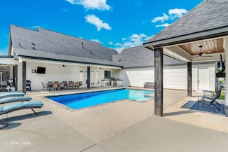 539 Bishop Pvt Dr, Stonewall, LA 71078