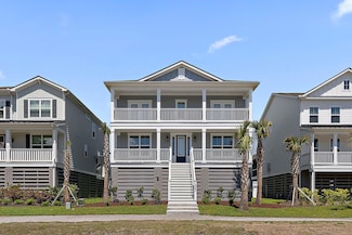 1562 N Lakeshore Dr, Mount Pleasant, SC 29466