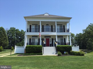 9229 Haines Dr, Lorton, VA 22079