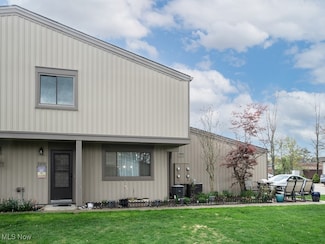 11879 Harbour Light Dr Unit 1879, North Royalton, OH 44133
