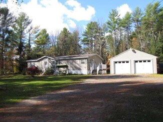 1421 Richmond Rd, Litchfield, ME 04350