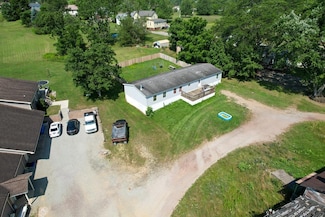 908 S Park Ave, Somerset, PA 15501