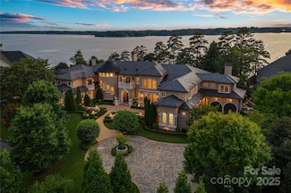 18019 Harbor Light Blvd, Cornelius, NC 28031