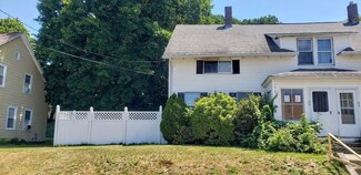 66 School St, Northbridge, MA 01534